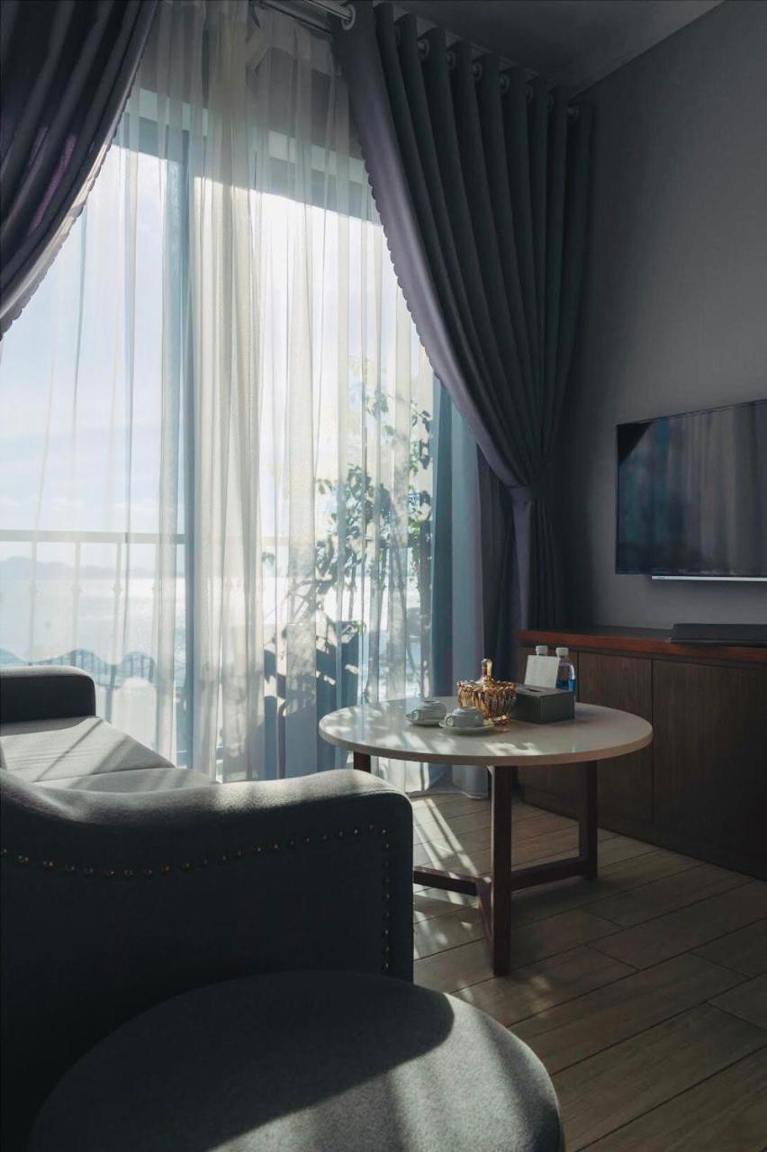The Confetti Hotel Халонг Экстерьер фото